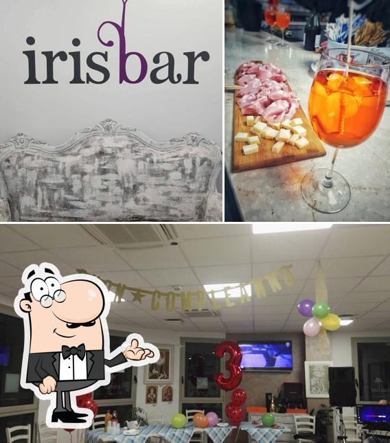 La foto della interni e alcol di Iris bar