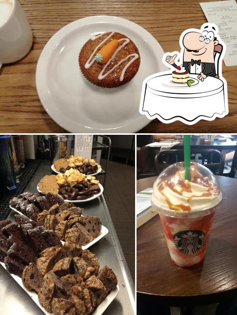 Starbucks serviert eine Mehrzahl von Süßspeisen