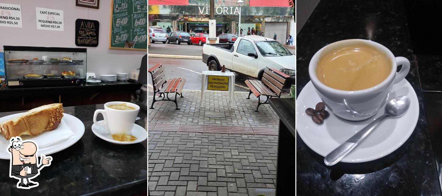 Look at the image of Café Boca Maldita