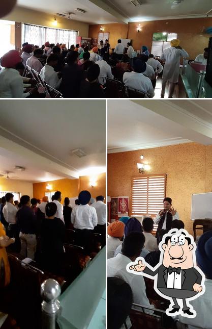 The interior of GREEN SPARROW DHABA