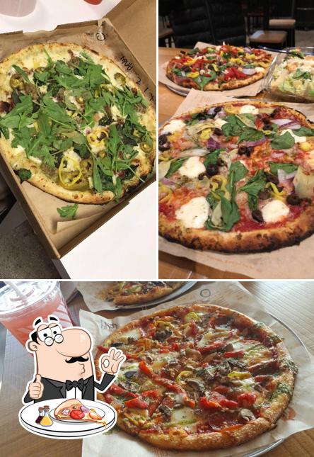 Blaze Pizza, 3129 Fairlane Dr in Allen Park Restaurant menu and reviews