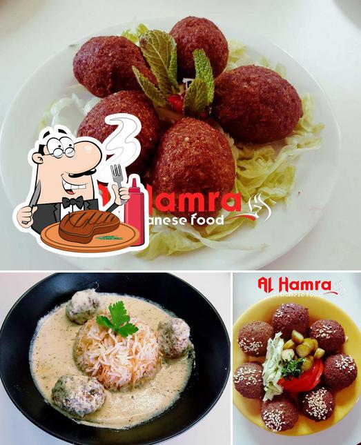 Попробуйте блюда из мяса в "Al Hamra Lebanese Kebab"