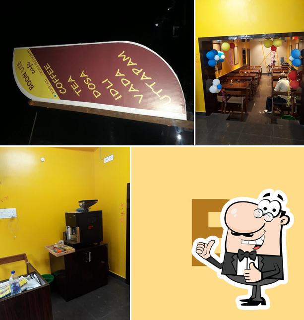 BOON LITE CAFE