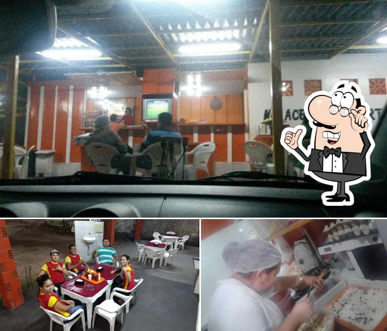 O interior do Lanche do Carioca