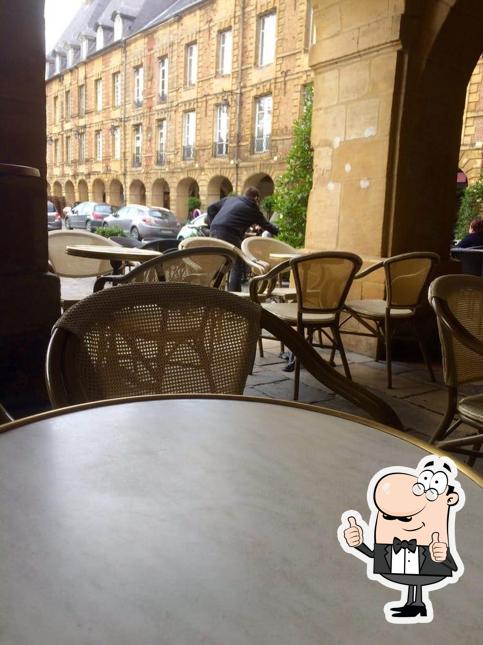 Chez Yoyo pub & bar, CharlevilleMézières Restaurant reviews