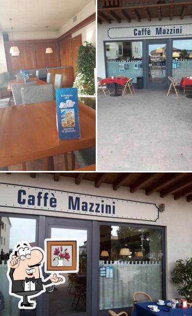 Gli interni di Bar mazzini