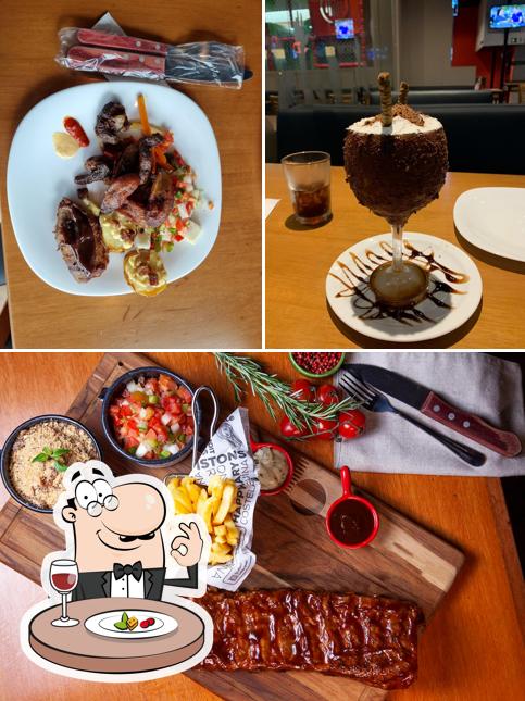Platos en Restaurante Detroit Steakhouse