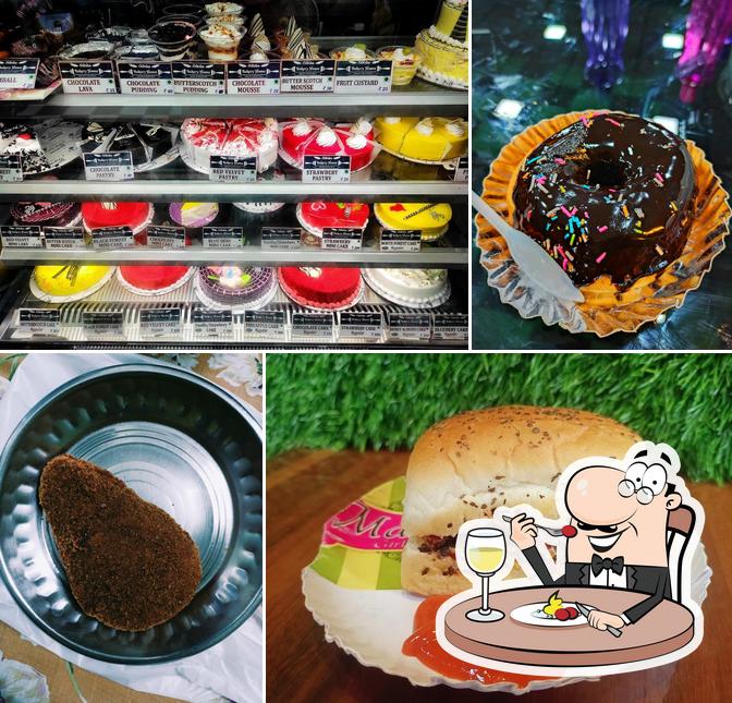 MAXICAN BAKERY (F.M Collage Road)