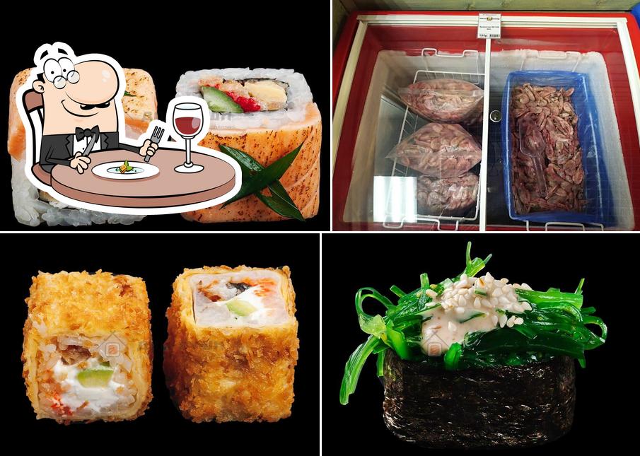 Блюда в "Доме-суши"