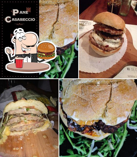 Prova un hamburger a St.George Food and Drink