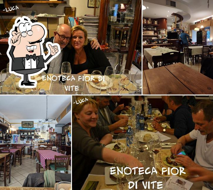 Dai un'occhiata agli interni di Bar Enoteca Fior Di Vite Di Bensoni Rosita