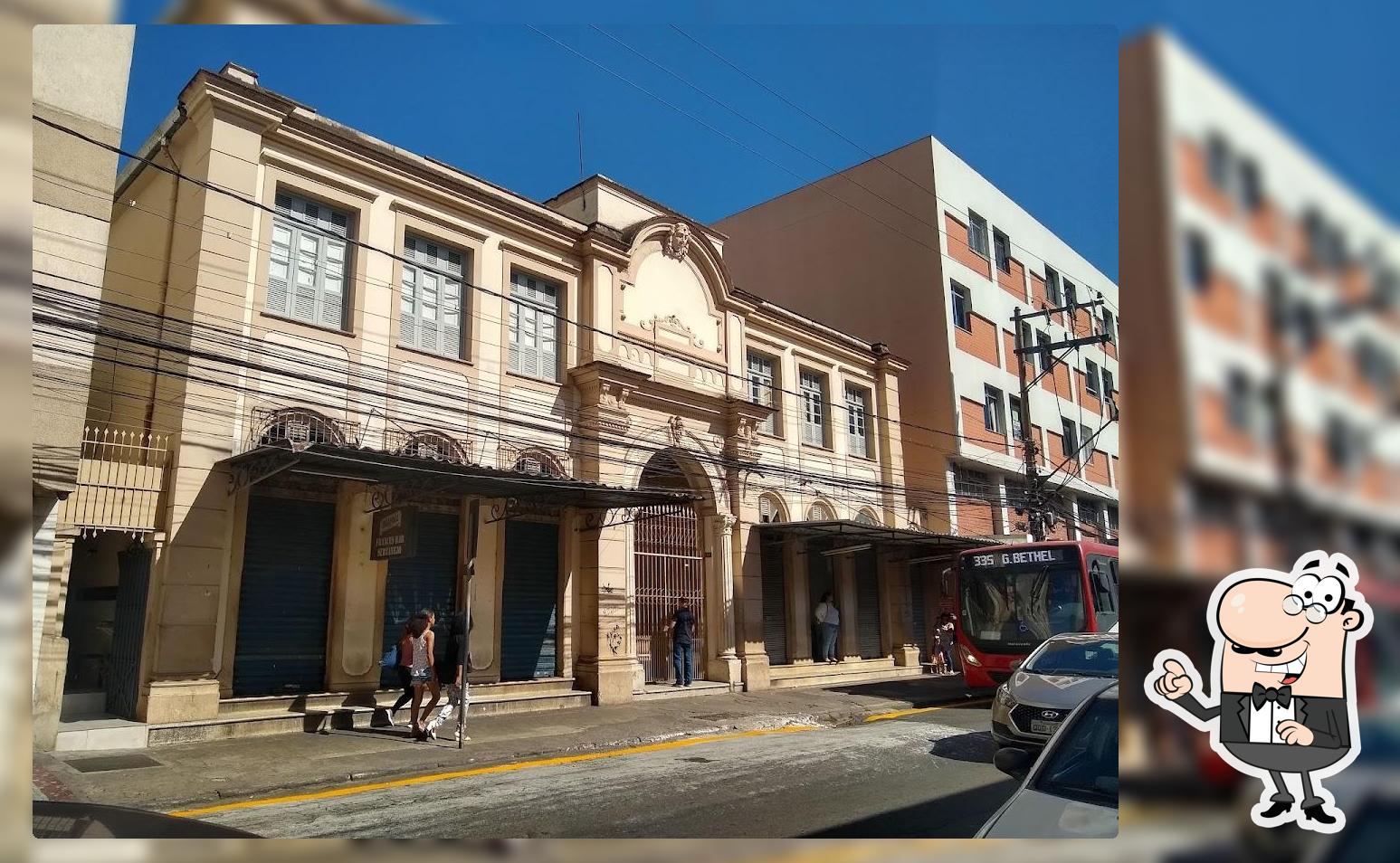 O exterior do Frances Bar Sertanejo