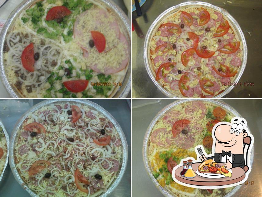 Peça diferentes variedades de pizza