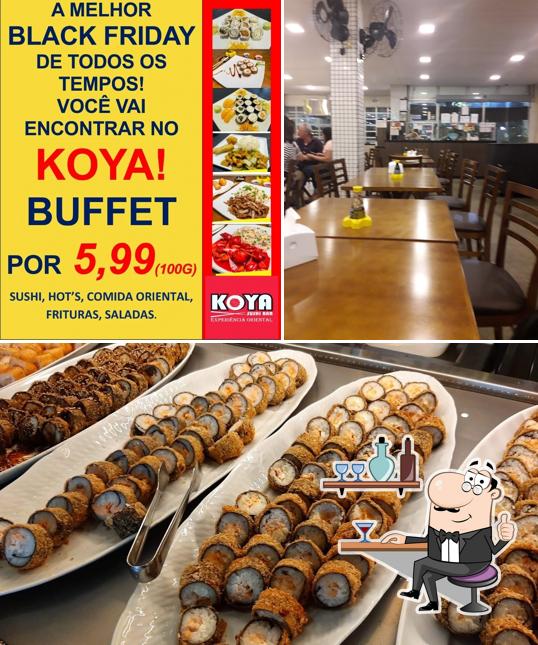 Esta é a ilustração mostrando interior e comida no Koya Sushi Bar