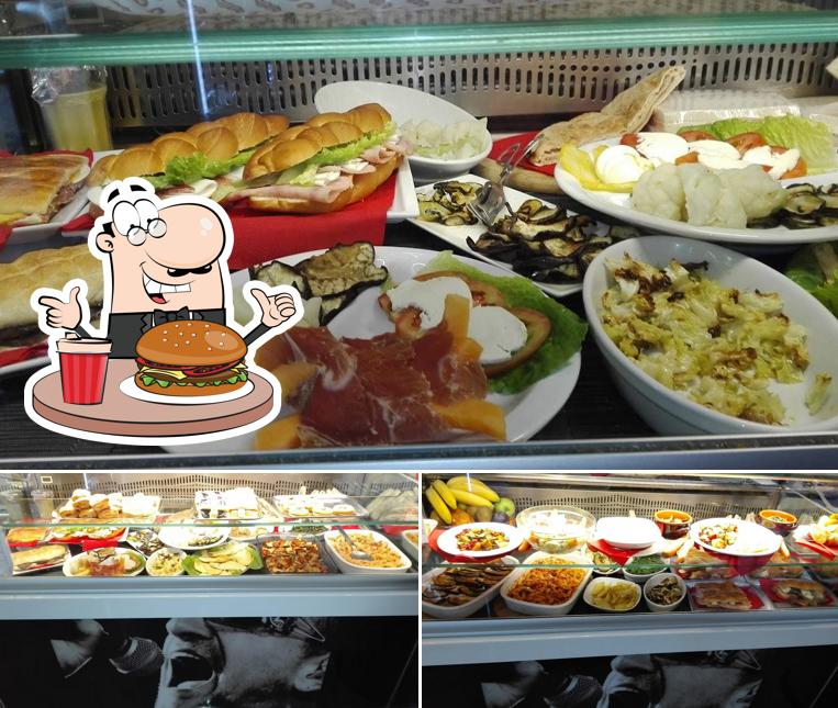 Gli hamburger di Fashion Cafè\ Wine Bar potranno soddisfare molti gusti diversi