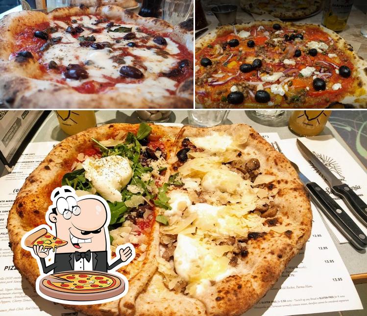 В "Santa Maria Pizzeria Fitzrovia" вы можете отведать пиццу