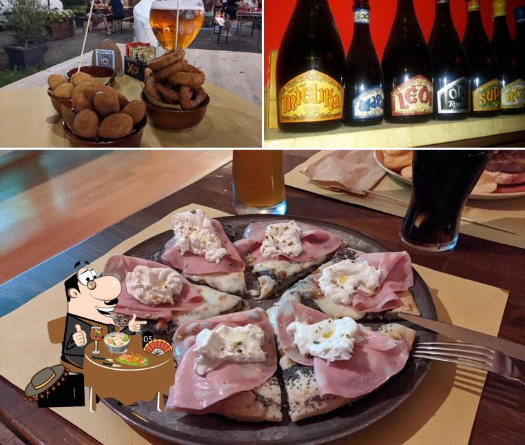 Questa è la foto che mostra la cibo e alcol di Old Pub Pizzeria Albachiara