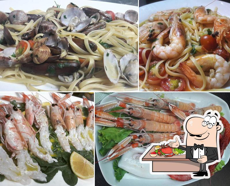 Get seafood at 100 Shijet e Detit - Seafood Restaurant