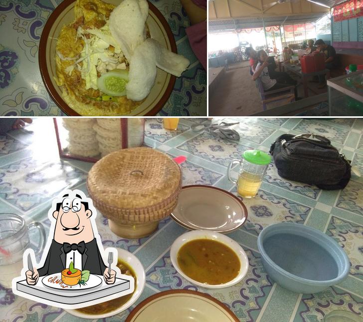 Food at WARUNG UPIN IPIN PAKDE KASTOR