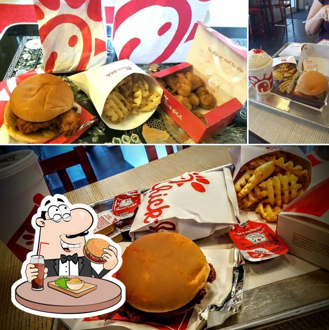 ChickfilA, 3902 S Steele St in Restaurant menu and reviews