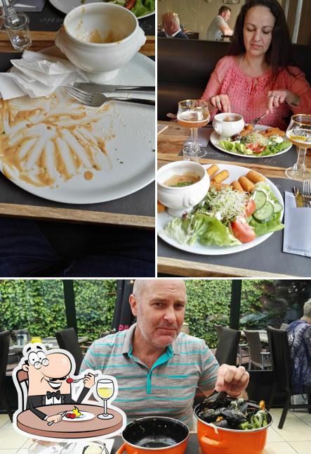 Еда в "Eet- en Praatcafé Marie"