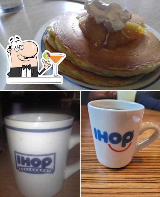 Ihop, 1870 EastWest Connector in Austell Restaurant menu and reviews