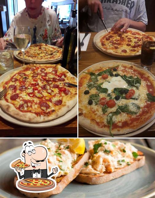 Закажите пиццу в "Wildwood Restaurants Covent Garden"