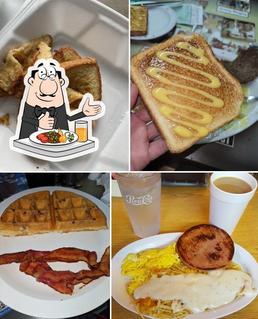 Breakfast Nook in Albemarle Restaurant menu and reviews