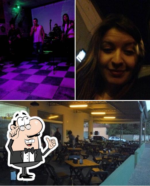 O interior do Alternative Music Bar