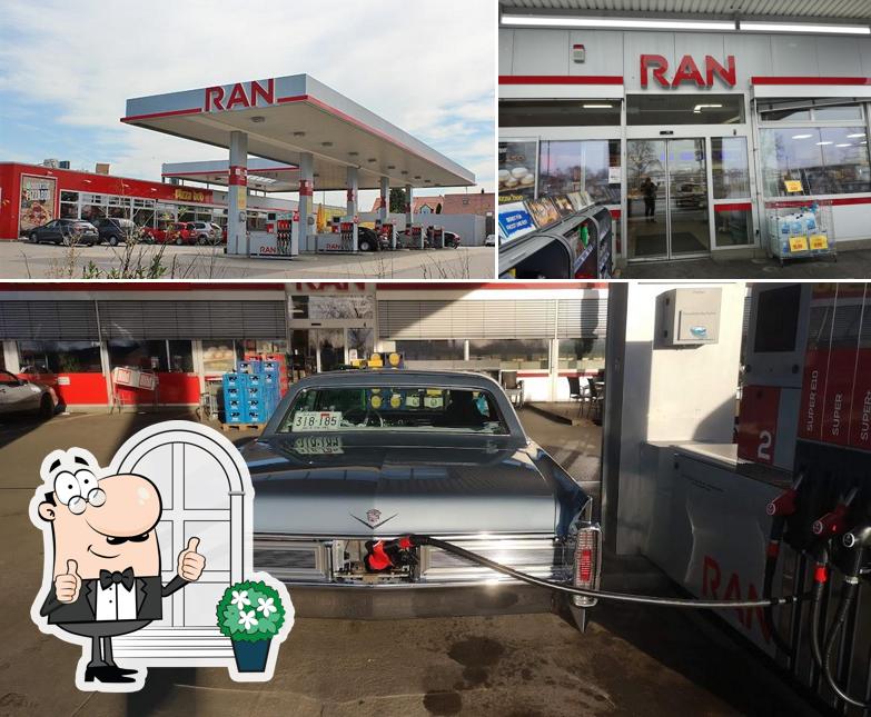 RAN-Station Kissing
