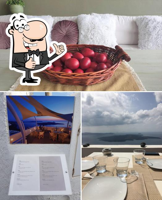 White Cave, Thera Restaurant reviews