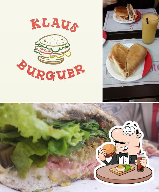 Experimente um hambúrguer no Klaus Burguer