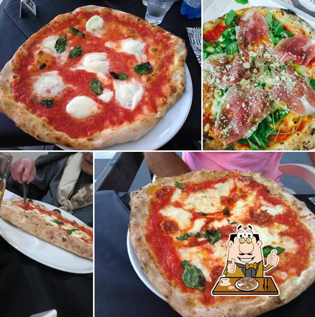 Order pizza at Pizzeria Scugnizzo Viareggio