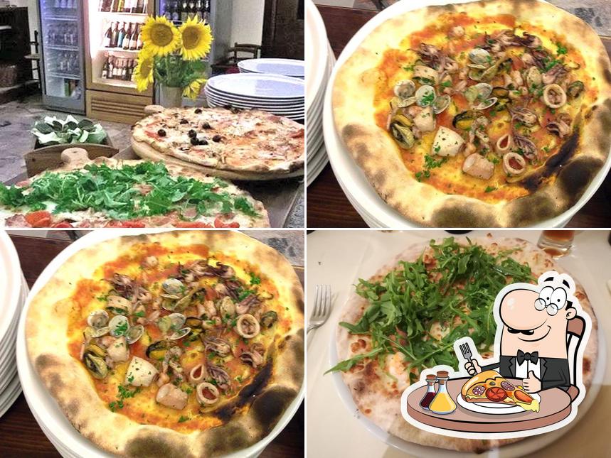 Scegli una pizza a Ristorante Pizzeria Dolly