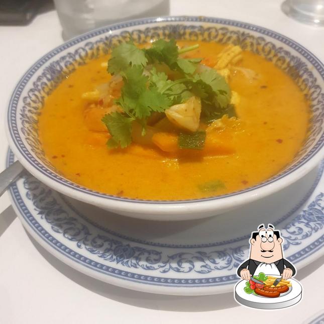 Fresh Chilli Thai Restaurant (Wyndham Vale), Unit 7/210 Ballan Rd in