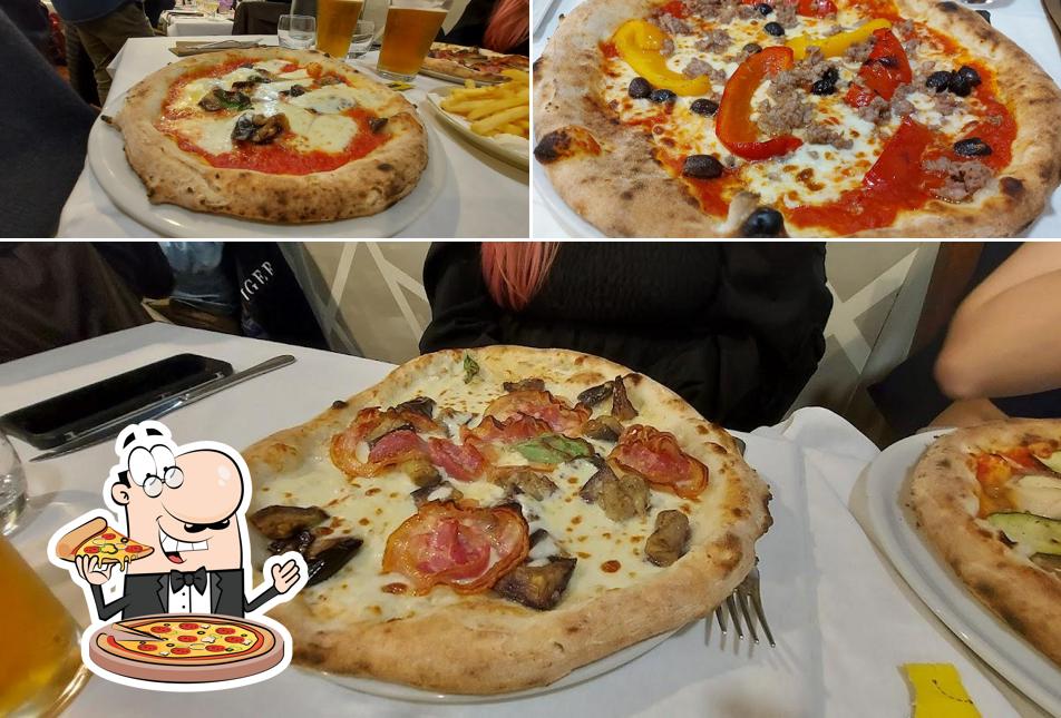 Ordina una pizza a Ristorante Pizzeria Al Cuntadein