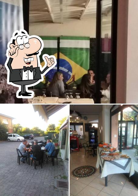 Gli interni di Dodo's cafe