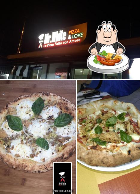 Tra le diverse cose da Mr. White Pizza & Love si possono trovare la cibo e interni