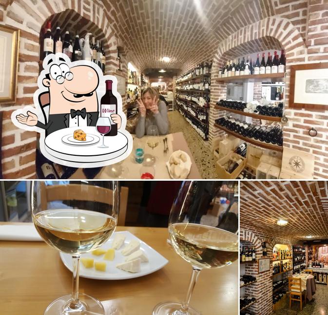 It’s nice to have a glass of wine at Pomo d'oro - la cucina in bottega -