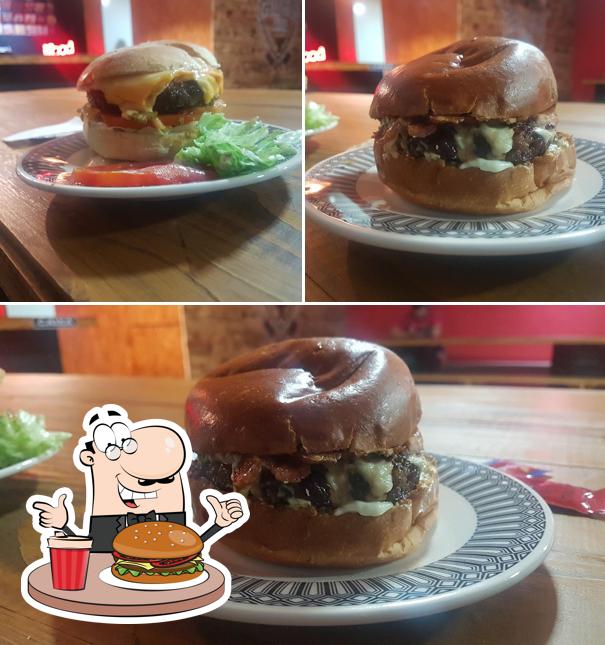 Taurus Smokehouse - hamburgueria e churrascaria, assados e defumados