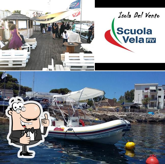 Ecco un'immagine di Isola del Vento Scuola di vela e Noleggio Gommoni