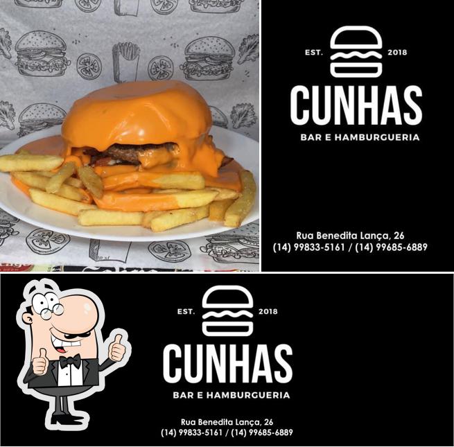 Look at the image of Cunhas Bar e Hamburgueria