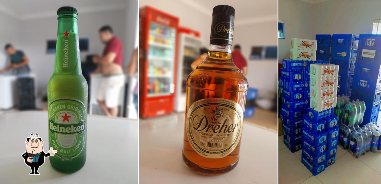 Desfrute de um drinque no Distribuidora Rodrigues