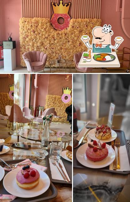 Dai un’occhiata alla immagine che mostra la cibo e interni di Royal Donuts Glattbrugg
