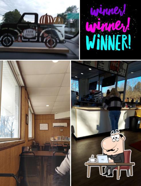 Dairy Burger, 17440 Clay County Hwy in Hermitage Springs Restaurant