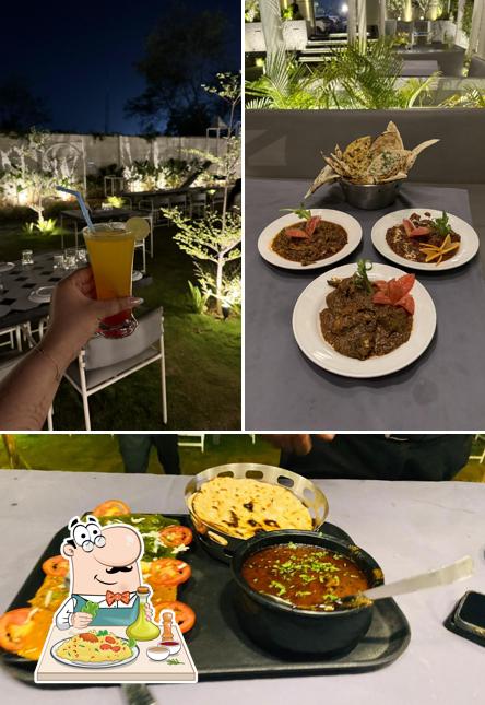 Food at ETC Dine inn Family Garden restaurant