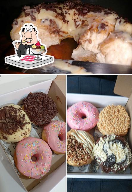 Donuts Punk's - Donuts Artesanais e Café oferece uma escolha de pratos doces