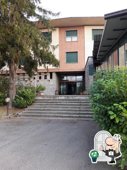 Gli esterni di Hotel Garden Rivoli