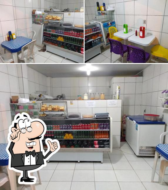 Veja imagens do interior do Lanchonete & Pizzaria Tenda de Deus