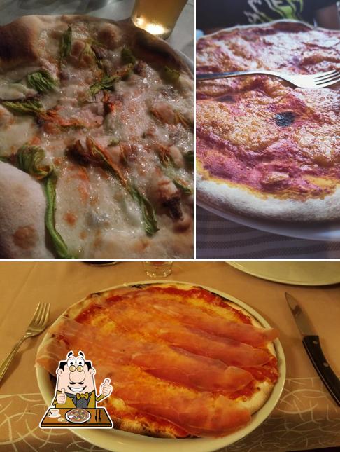 Ordina una pizza a Ristorante Il Postino